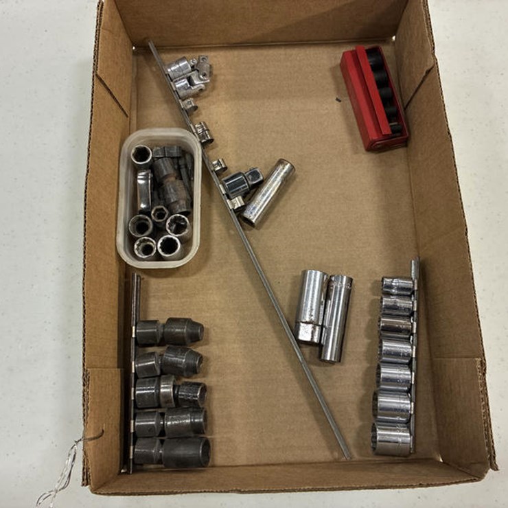 #115290 • ASSORTMENT 3/8 SOCKETS