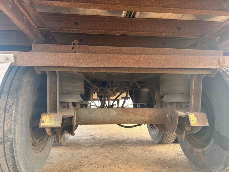 2010-utility-3000r-reefer-image-9