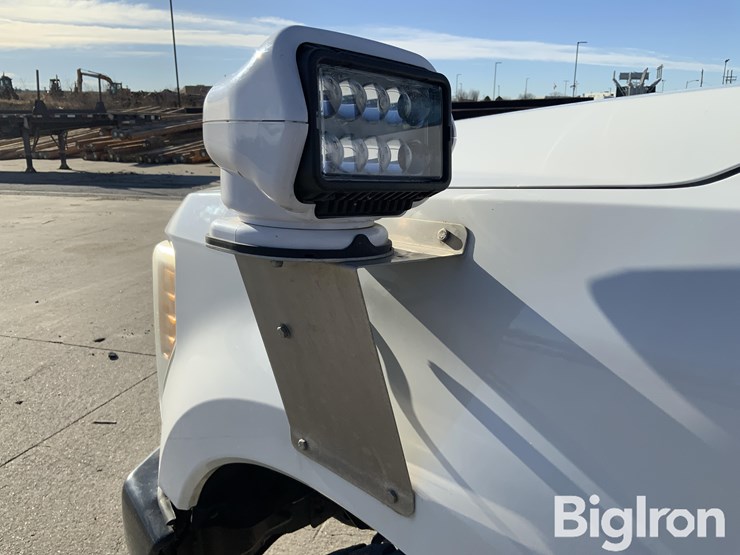 2017-ford-f350-xl-image-13