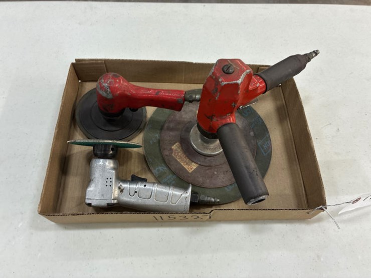 #115327-•-box-of-air-sanders-image-1