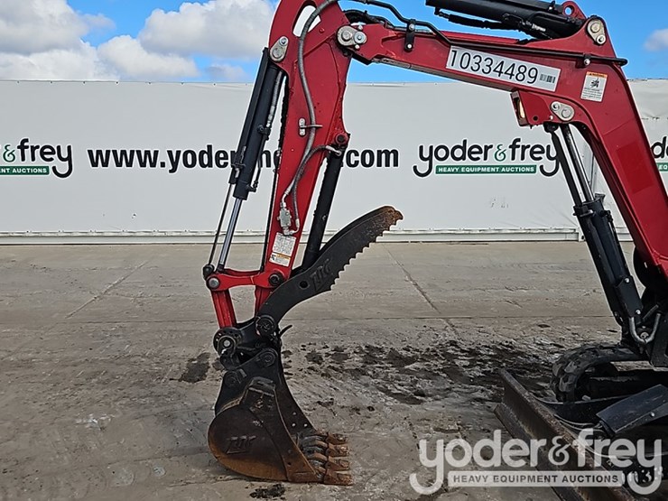 2021-yanmar-vio25-image-18