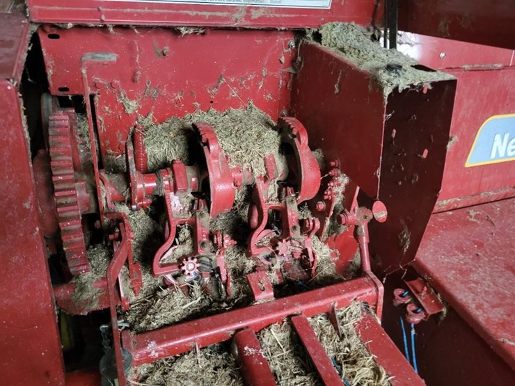 2011-new-holland-bc5070-image-19