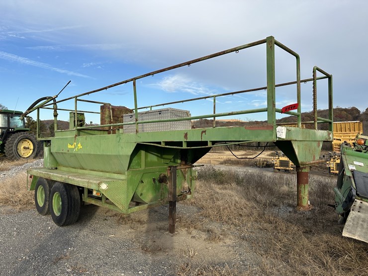 #2946-•-towable-hydro-seeder-image-1