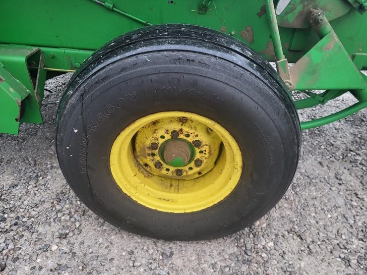 john-deere-348-image-15
