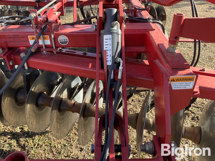 case-ih-3950-image-10