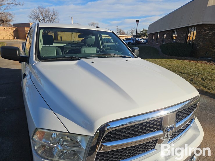 2020-dodge-1500-image-14