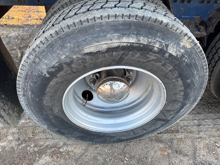 2006-peterbilt-357-image-64