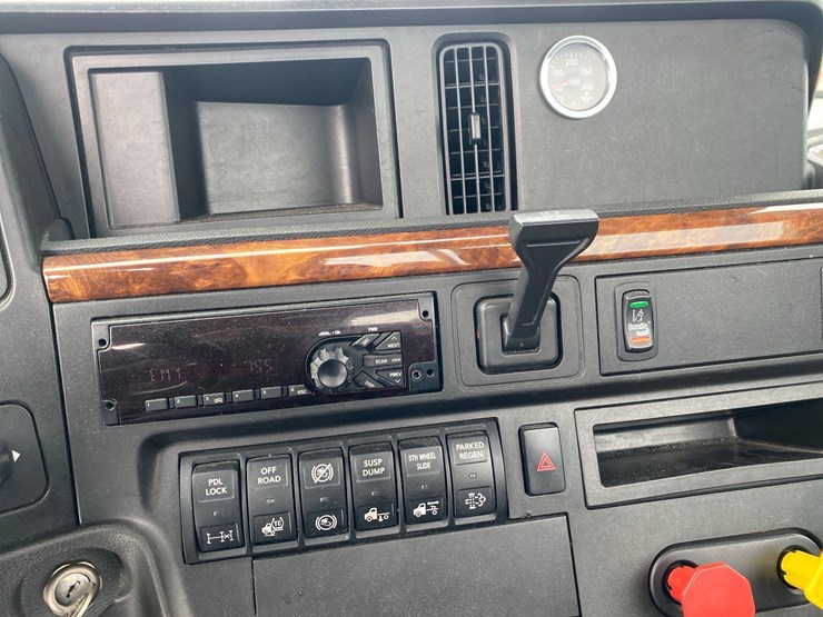 2020-case-ih-2020-image-33