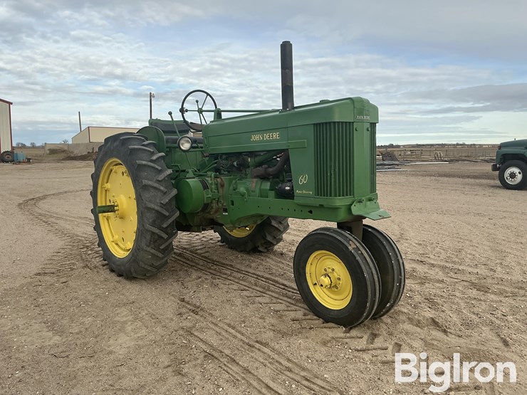 1955-john-deere-60-image-3