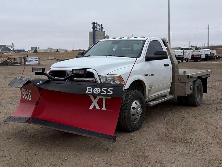 2018-dodge-3500-image-1