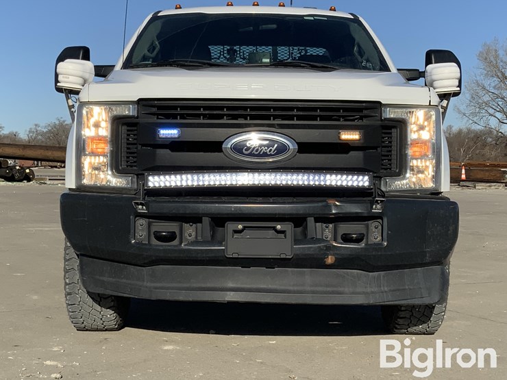 2017-ford-f350-xl-image-9