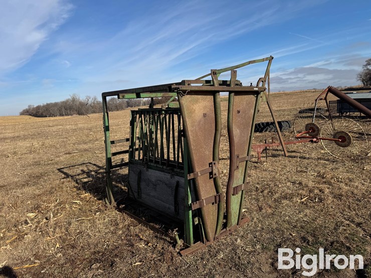 manual-livestock-chute-image-3