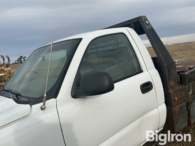 2005-chevrolet-silverado-2500-image-15