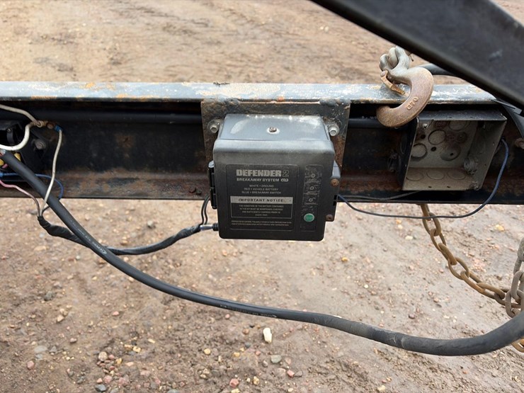 2018-dct-21-ft.-tilt-bed-trailer-image-7