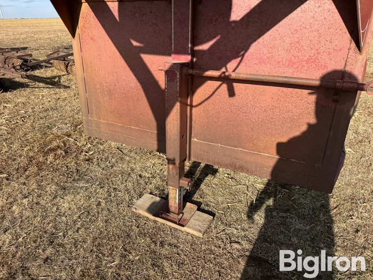 rice-16'-t/a-livestock-trailer-image-13