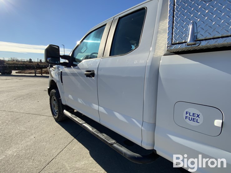 2017-ford-f350-xl-image-15