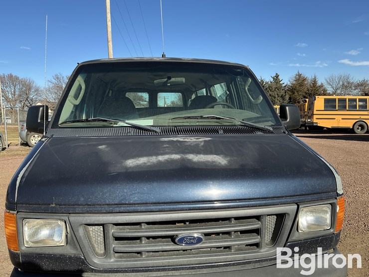 2003-ford-e350-image-12