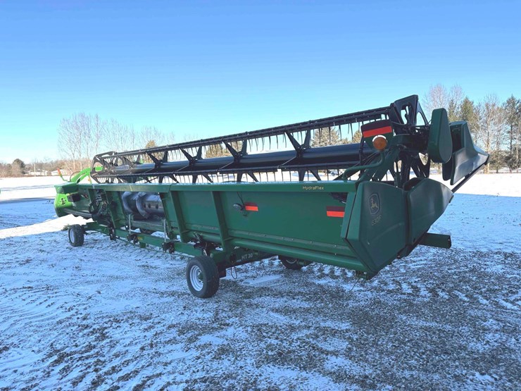 john-deere-630f-image-6