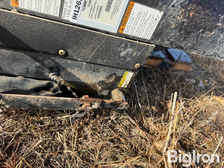 tommy-gate-tailgate-lift-image-11