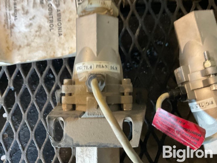 hiniker-nh-3/sprayer-components-image-10