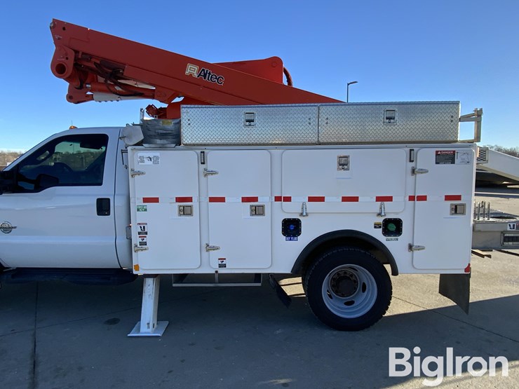 2015-ford-f550-xl-image-17