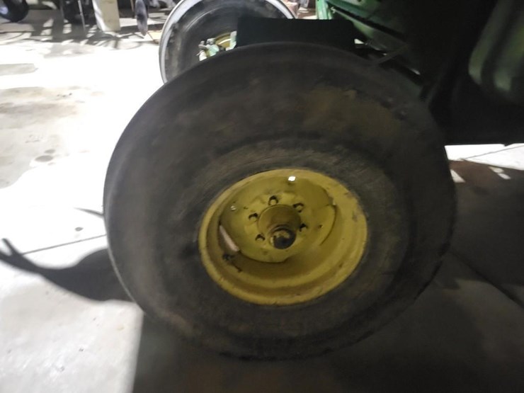john-deere-4400-image-35