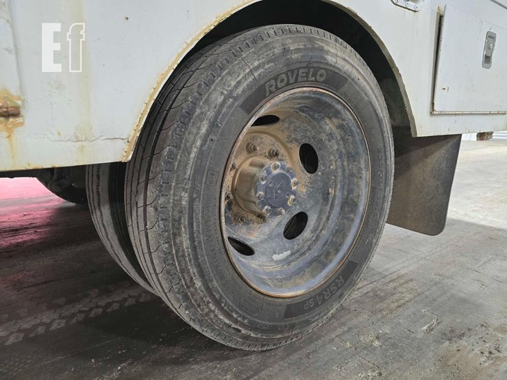 1999-ford-f550-image-24