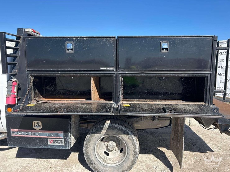 2015-ford-f350-image-18