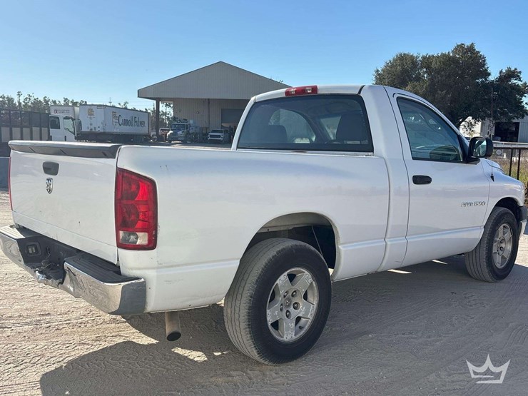 2006-dodge-ram-1500-image-3