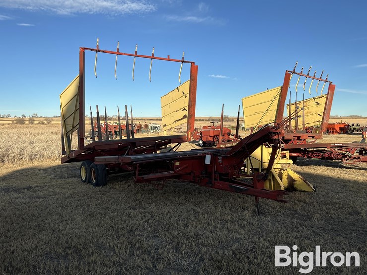 new-holland-1037-image-3