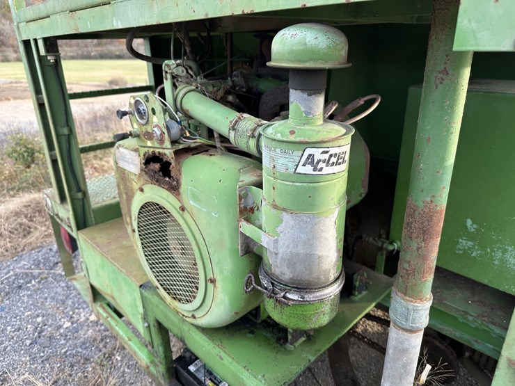 #2946-•-towable-hydro-seeder-image-26