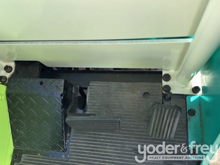 2014-yanmar-c30r-2b-image-26