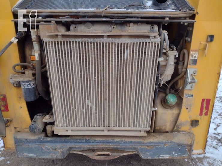 2019-deere-317g-image-36