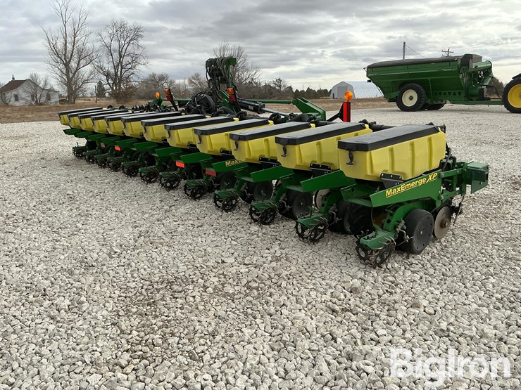 2012-john-deere-1720-image-5