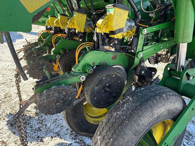 john-deere-1790-ccs-image-18
