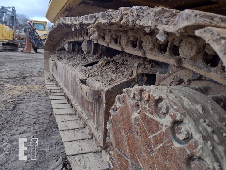 2021-komatsu-pc170-lc-11-image-36