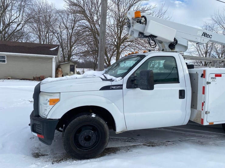 2014-ford-f350-sd-image-8