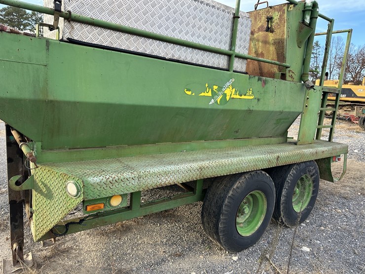 #2946-•-towable-hydro-seeder-image-18