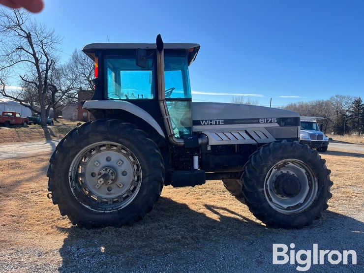 1995-white-6175-mfwd-tractor-image-4