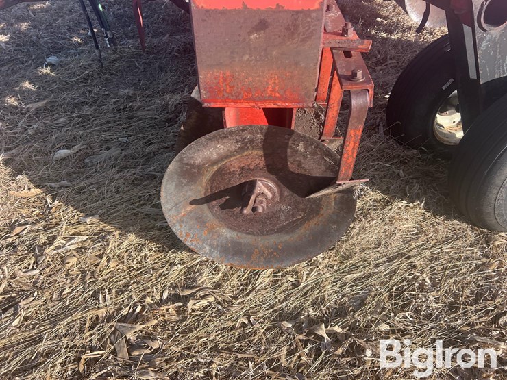 international-485-image-18