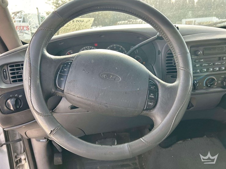 2001-ford-f150-image-13