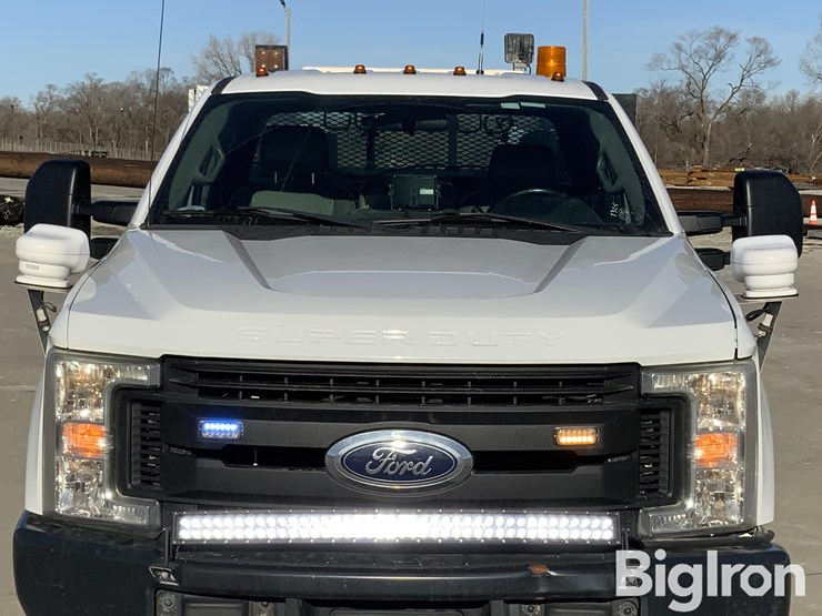 2017-ford-f350-xl-image-11