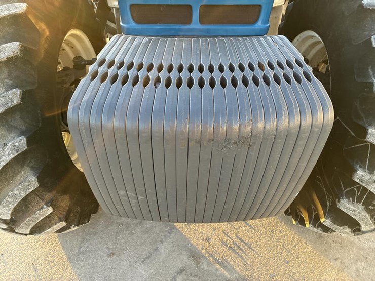 new-holland-8870-image-14