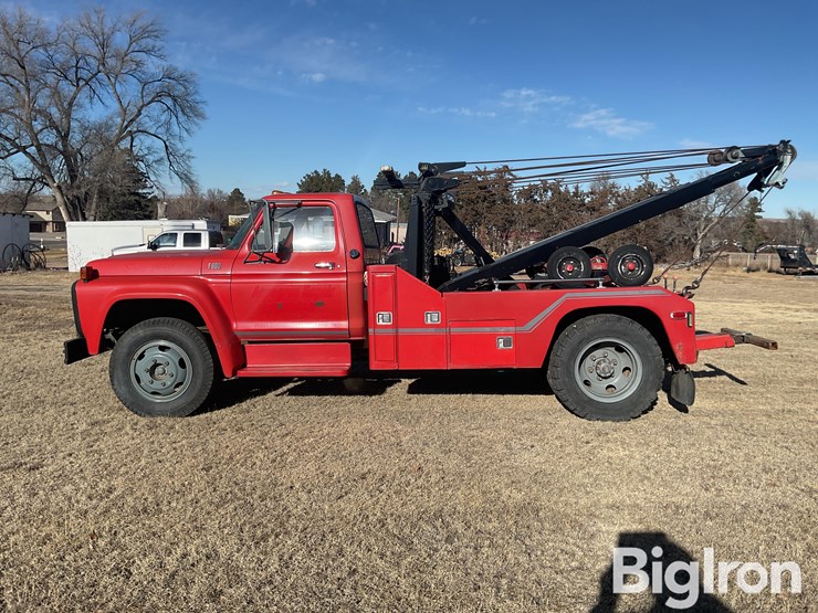 1975-ford-f600-image-8