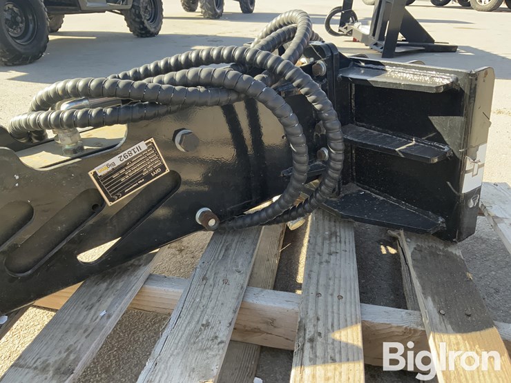 2025-giyi-gy-d45-mini-skid-steer-loader-pile-hammer-(post-driver)-image-13