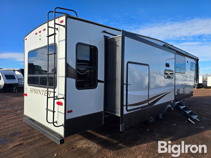 2021-keystone-sprinter-3570lft-5th-wheel-camper-image-5