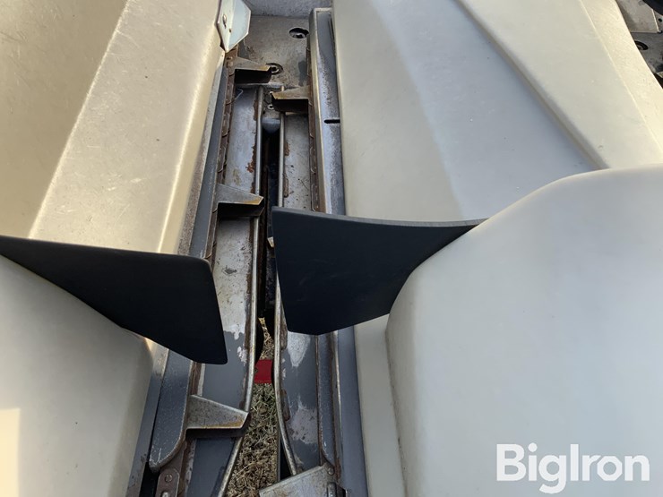 2010-gleaner-3000-image-20