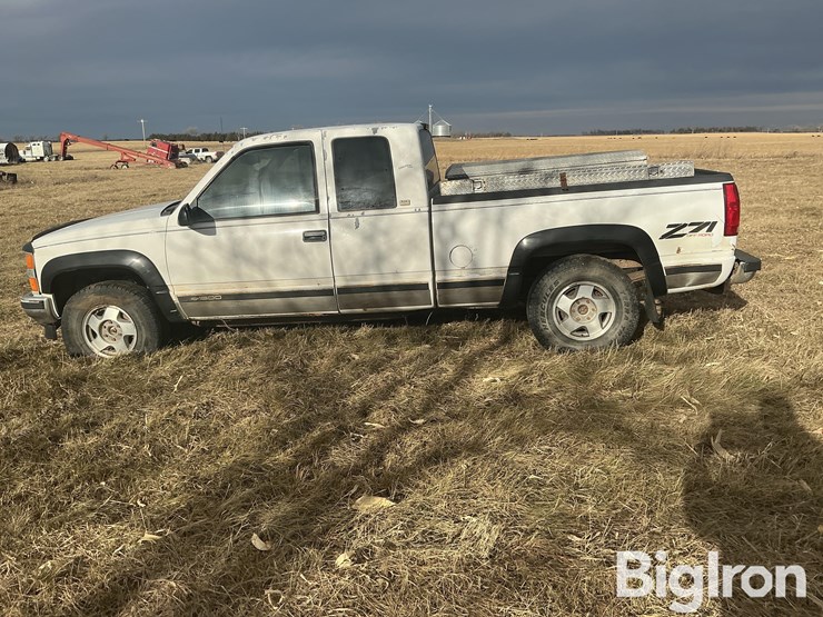 1997-chevrolet-1500-image-8