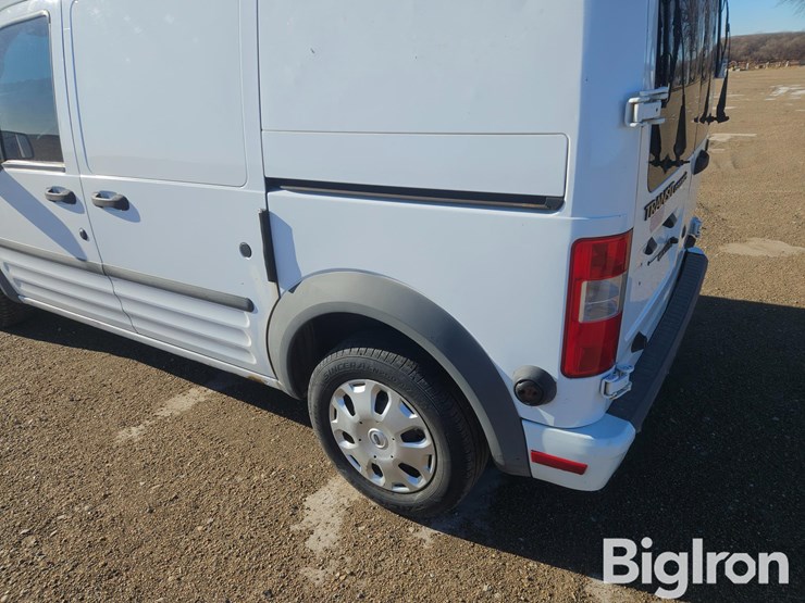 2010-ford-transit-connect-image-18