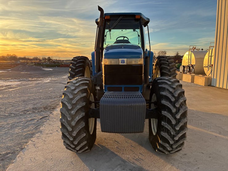 new-holland-8870-image-13